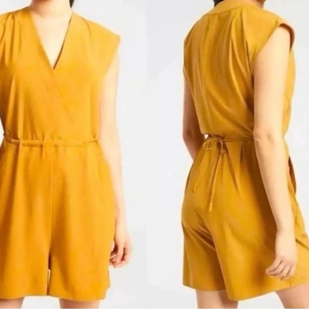 Athleta Marlow Tuscan Gold Short Sleeve Lightweight Romper Women’s Size Large